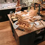 Feringapark By Coffee Fellows Hotel
