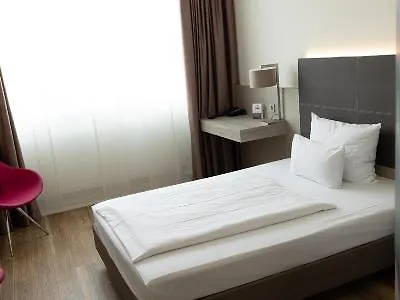 Hotel Feringapark 4*
