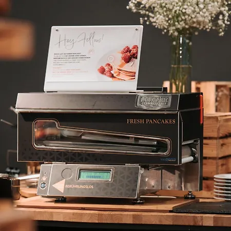 Feringapark By Coffee Fellows 4*